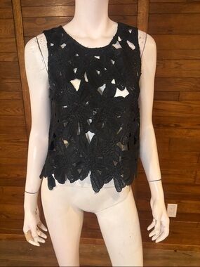 Acemi Black Floral Crochet Sleeveless Tank